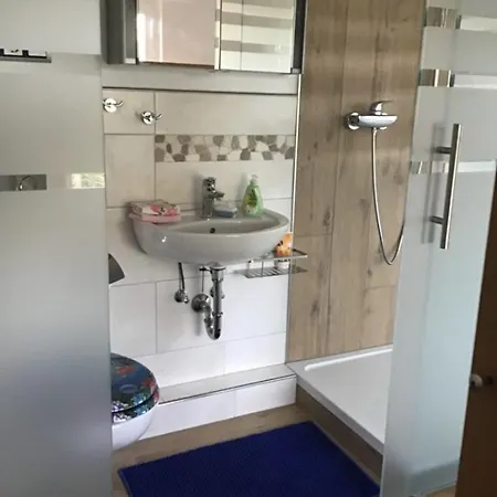 Aussichtszimmer Mit Modernem Glasbad Und Balkon Koblenz  Eksteriør billede